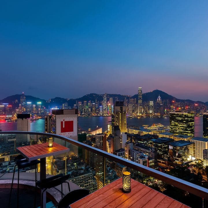 Rooftop and Outdoor Bars: The Best Places to Drink with a View