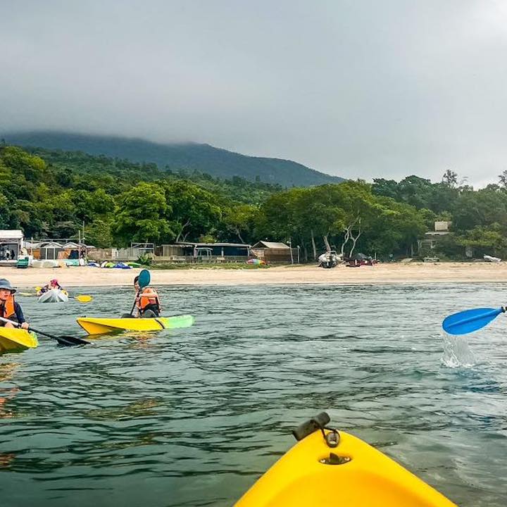 kayaking hong kong outdoors beaches rock formations sai kung