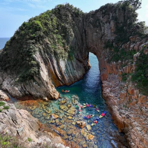 kayaking hong kong outdoors beaches rock formations sai kung