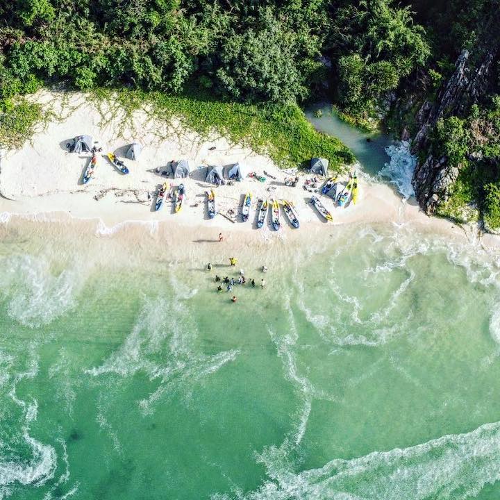 kayaking hong kong outdoors beaches rock formations sai kung