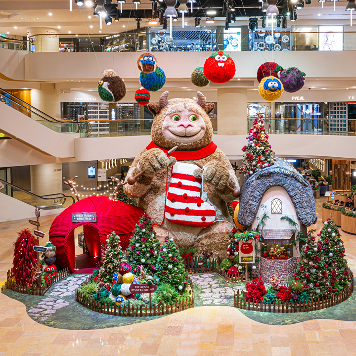 Pacific Place ChristmasVille 2024 Hong Kong Christmas decorations festive displays Santa's Grotto christmas tree hk